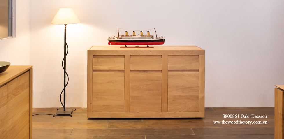 Nội thất phòng ăn hiện tại